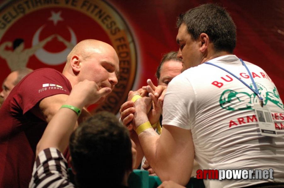 Europeans 2011 - Day 3 # Armwrestling # Armpower.net