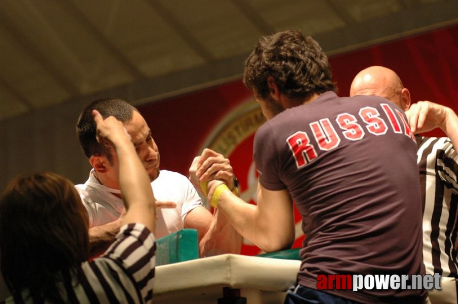 Europeans 2011 - Day 3 # Armwrestling # Armpower.net