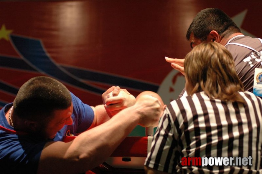 Europeans 2011 - Day 3 # Armwrestling # Armpower.net