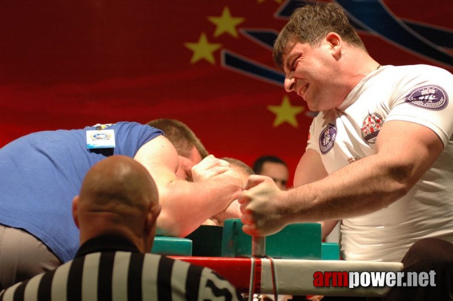 Europeans 2011 - Day 4 # Armwrestling # Armpower.net