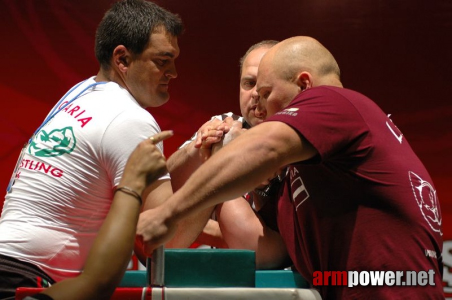 Europeans 2011 - Day 4 # Siłowanie na ręce # Armwrestling # Armpower.net