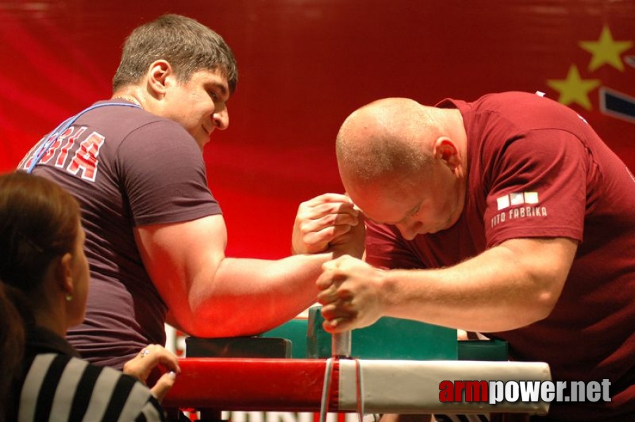 Europeans 2011 - Day 4 # Armwrestling # Armpower.net