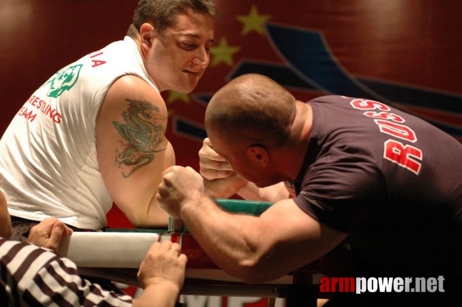 Europeans 2011 - Day 4 # Armwrestling # Armpower.net