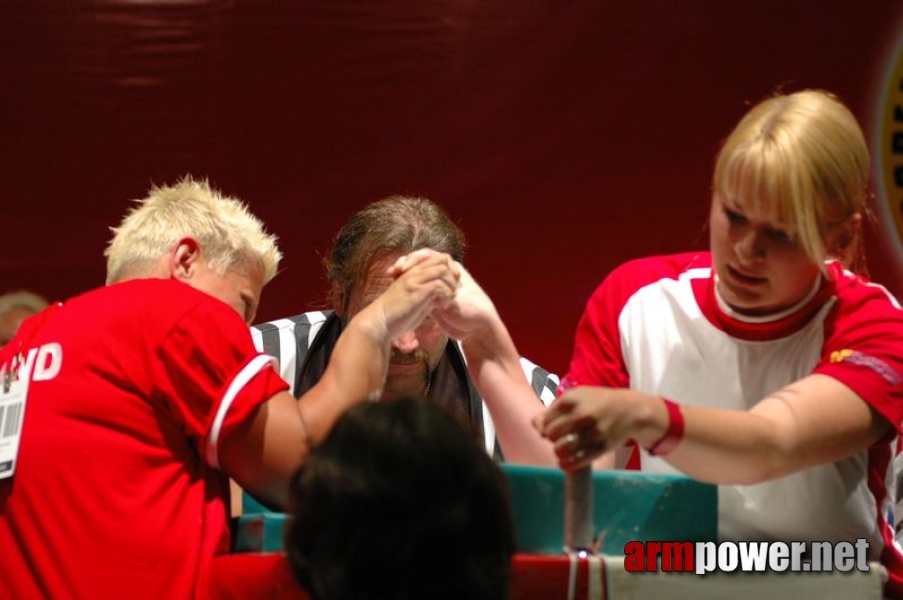 Europeans 2011 - Day 4 # Armwrestling # Armpower.net