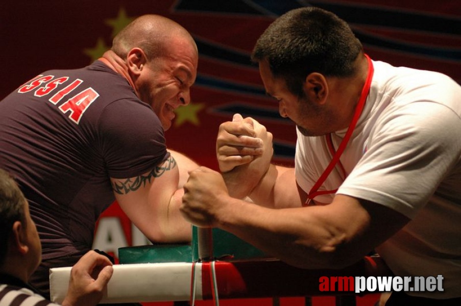 Europeans 2011 - Day 4 # Armwrestling # Armpower.net