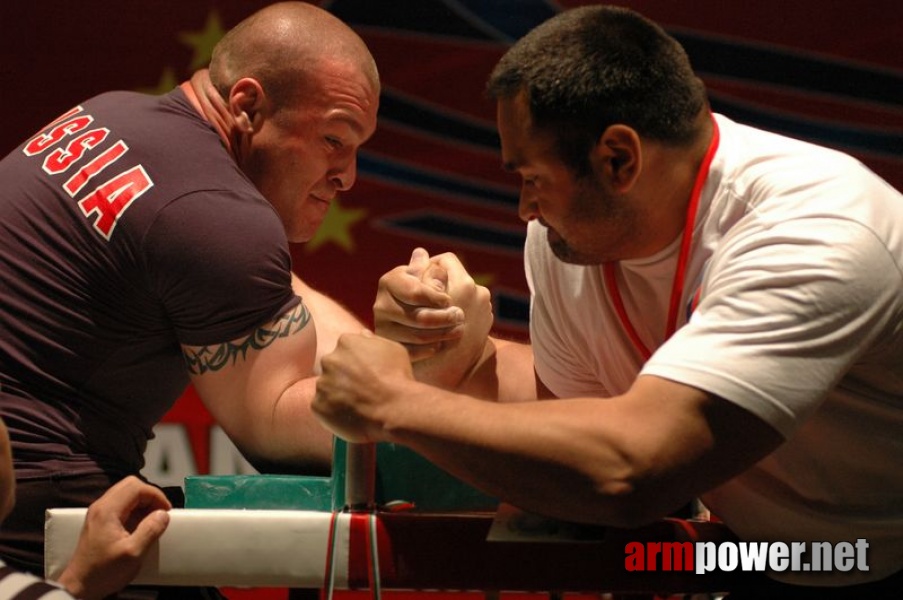 Europeans 2011 - Day 4 # Armwrestling # Armpower.net