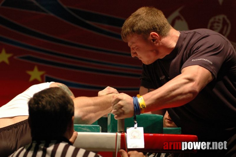 Europeans 2011 - Day 4 # Siłowanie na ręce # Armwrestling # Armpower.net