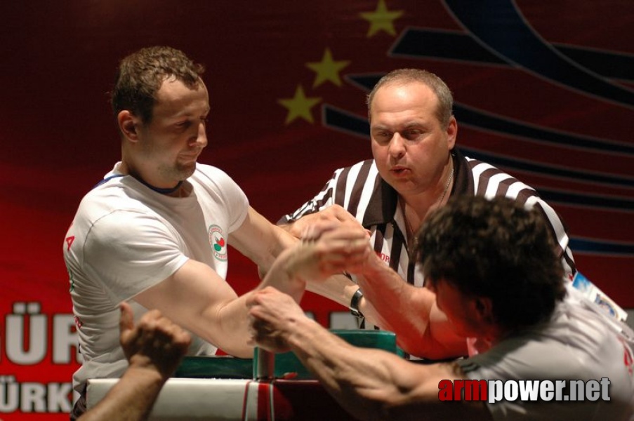 Europeans 2011 - Day 4 # Armwrestling # Armpower.net