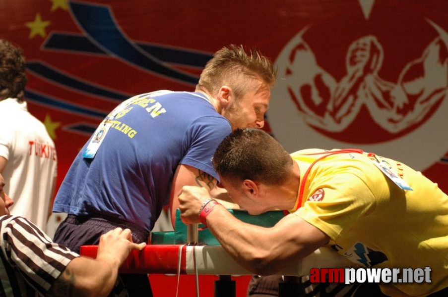 Europeans 2011 - Day 4 # Siłowanie na ręce # Armwrestling # Armpower.net