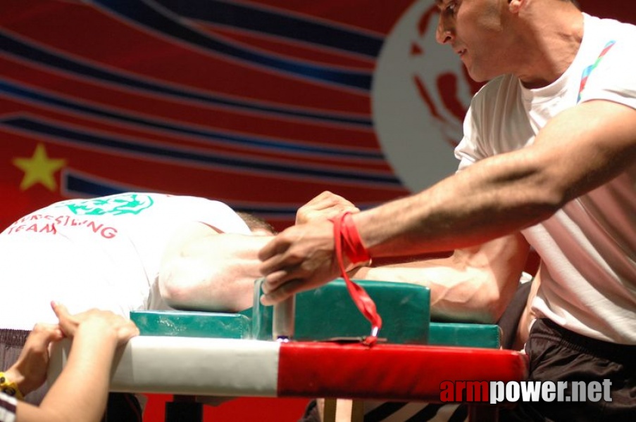 Europeans 2011 - Day 4 # Armwrestling # Armpower.net