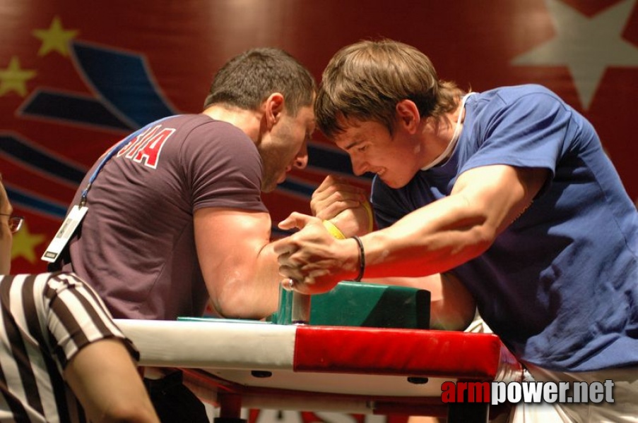 Europeans 2011 - Day 4 # Armwrestling # Armpower.net