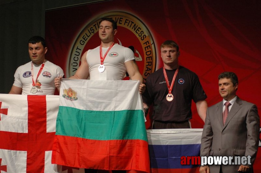 Europeans 2011 - Day 4 # Armwrestling # Armpower.net