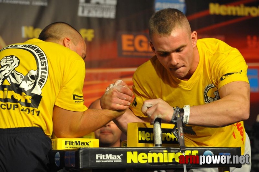 Nemiroff  2011 - Right Hand # Armwrestling # Armpower.net