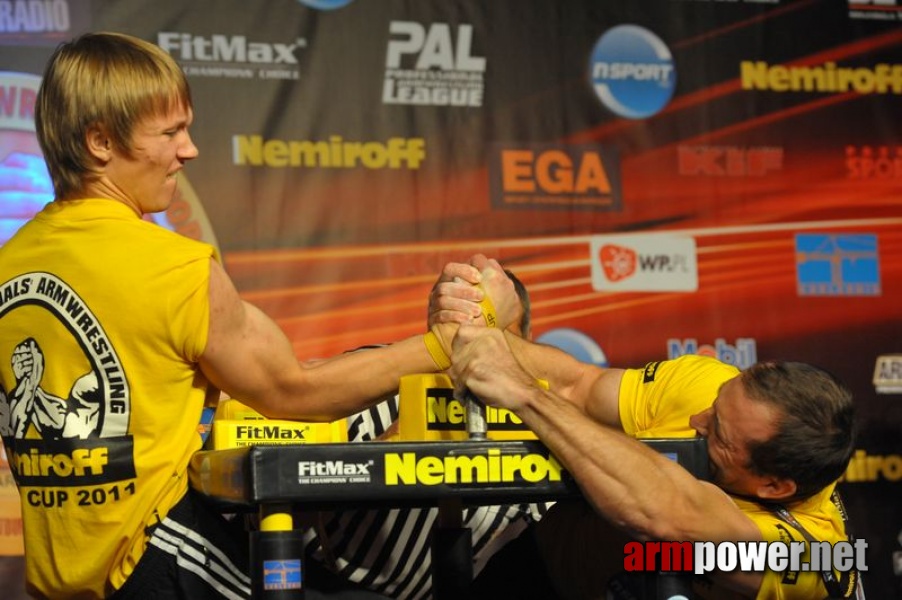 Nemiroff  2011 - Right Hand # Siłowanie na ręce # Armwrestling # Armpower.net