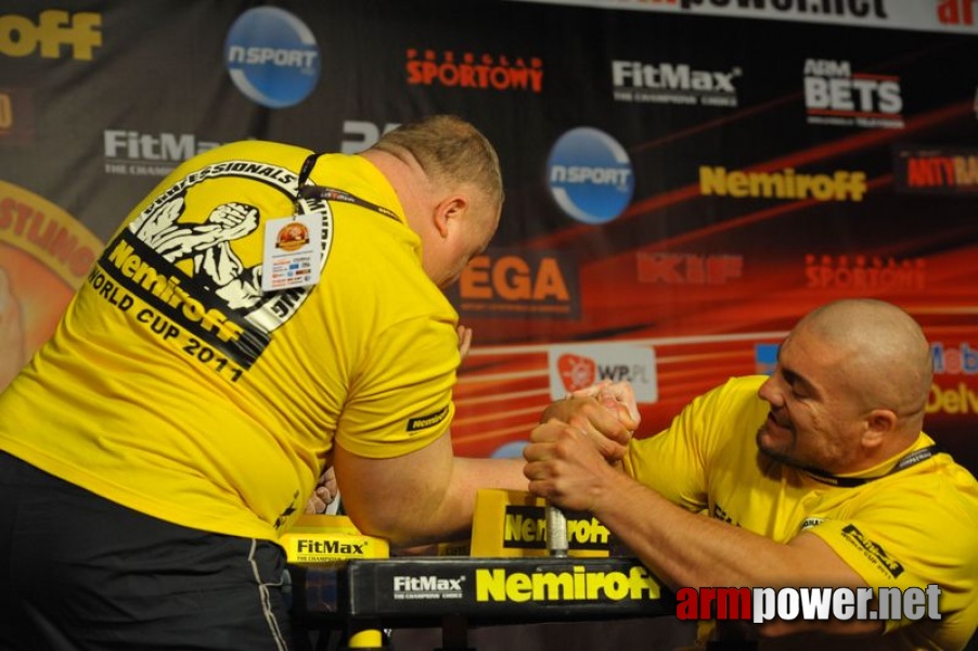 Nemiroff  2011 - Right Hand # Armwrestling # Armpower.net