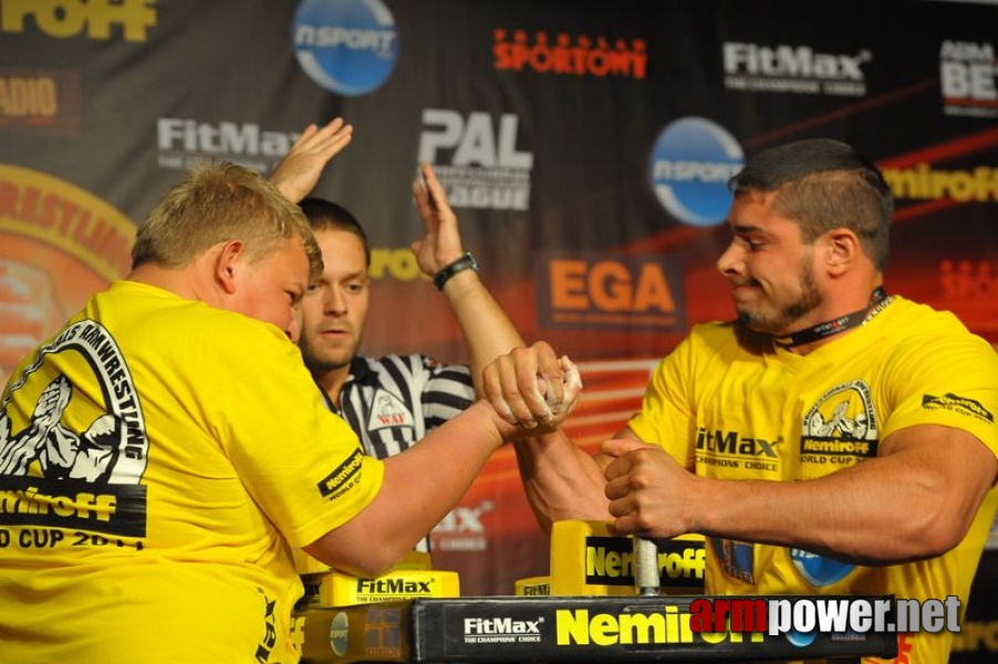 Nemiroff  2011 - Right Hand # Armwrestling # Armpower.net