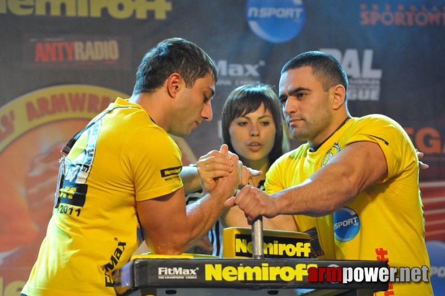 Nemiroff  2011 - Right Hand # Armwrestling # Armpower.net