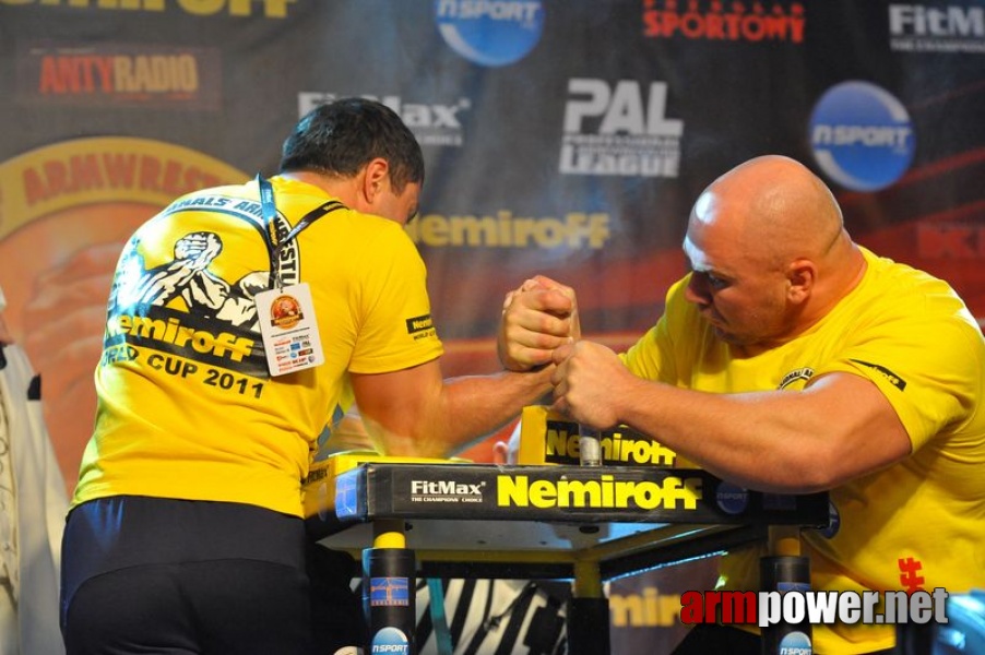 Nemiroff  2011 - Right Hand # Armwrestling # Armpower.net