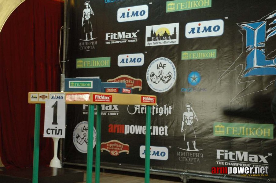 Lion Cup 2012 - Fitmax Challenge # Armwrestling # Armpower.net