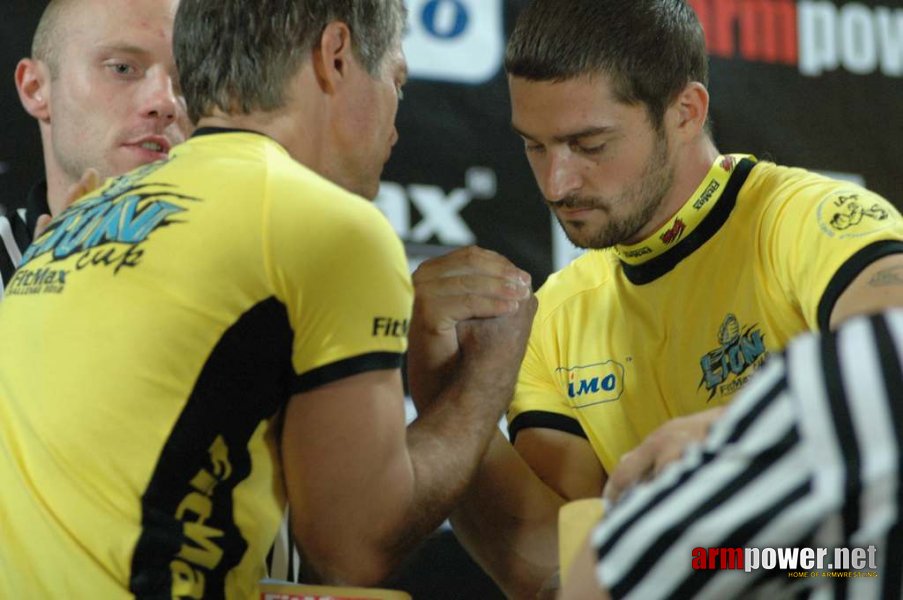 Lion Cup 2012 - Fitmax Challenge # Armwrestling # Armpower.net