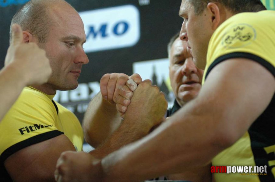 Lion Cup 2012 - Fitmax Challenge # Siłowanie na ręce # Armwrestling # Armpower.net