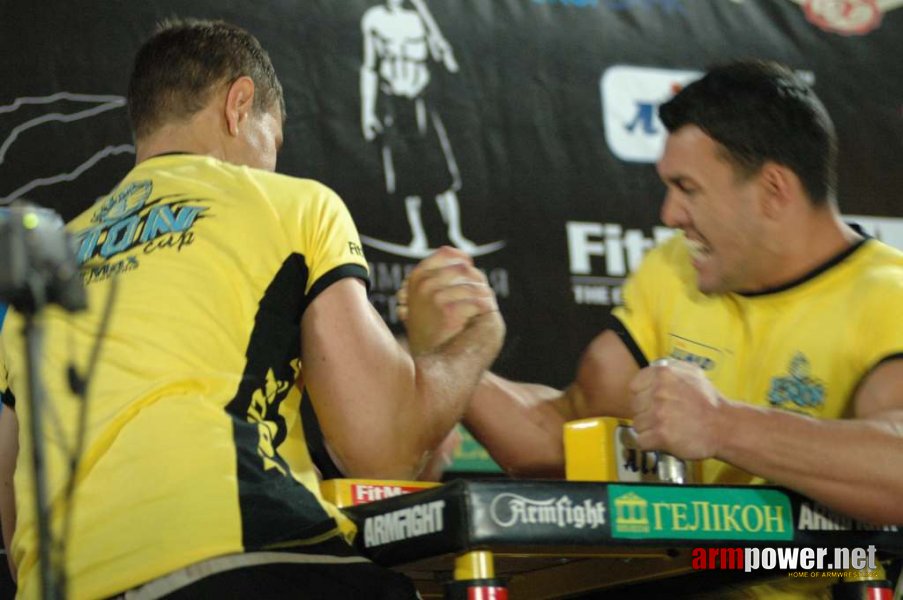 Lion Cup 2012 - Fitmax Challenge # Armwrestling # Armpower.net