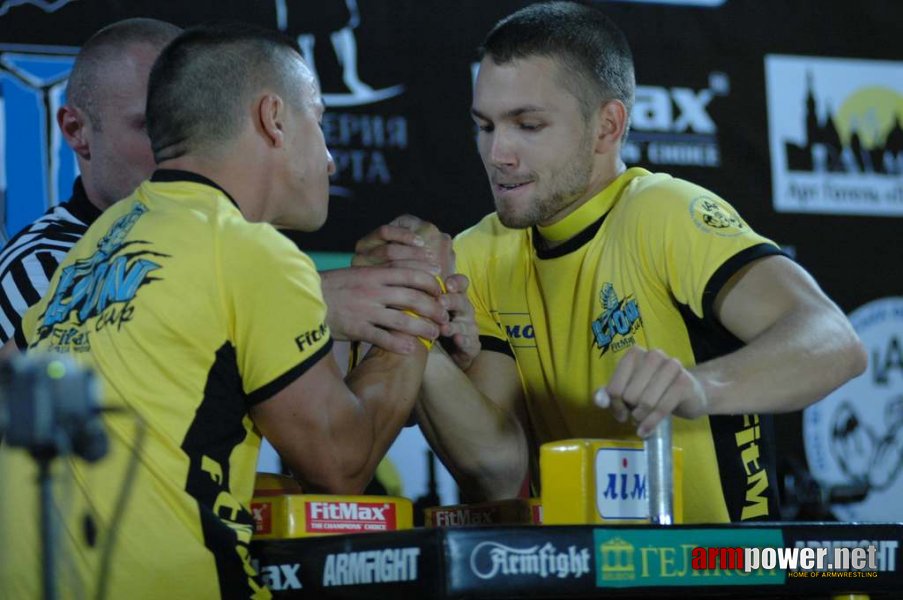 Lion Cup 2012 - Fitmax Challenge # Armwrestling # Armpower.net