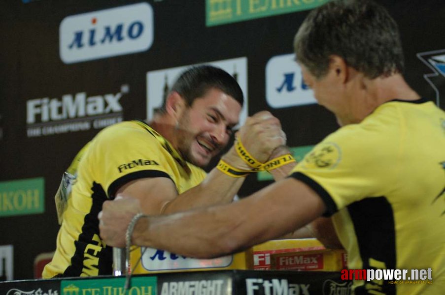 Lion Cup 2012 - Fitmax Challenge # Armwrestling # Armpower.net