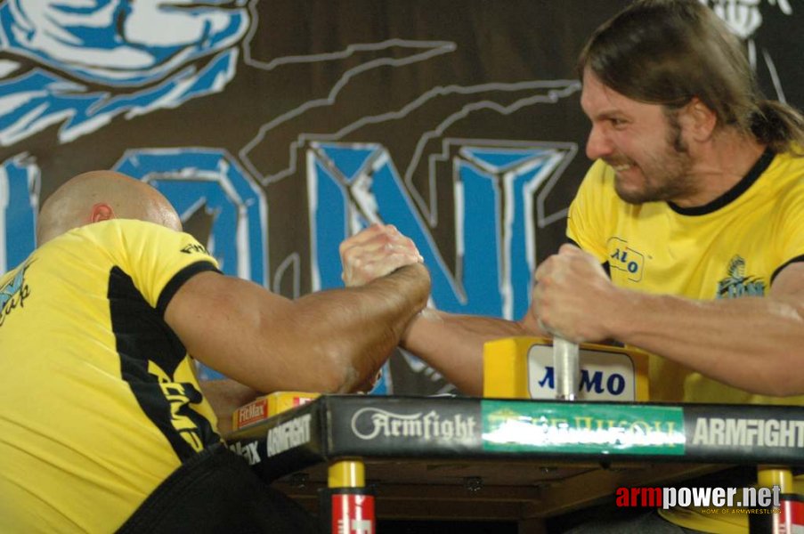 Lion Cup 2012 - Fitmax Challenge # Armwrestling # Armpower.net