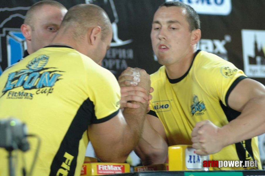 Lion Cup 2012 - Fitmax Challenge # Armwrestling # Armpower.net