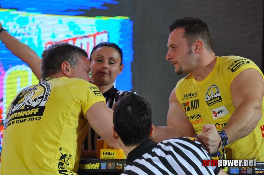 Nemiroff 2012 - Right Hand # Armwrestling # Armpower.net