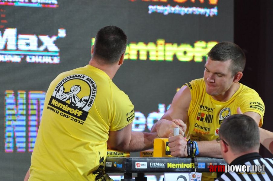 Nemiroff 2012 - Right Hand # Armwrestling # Armpower.net