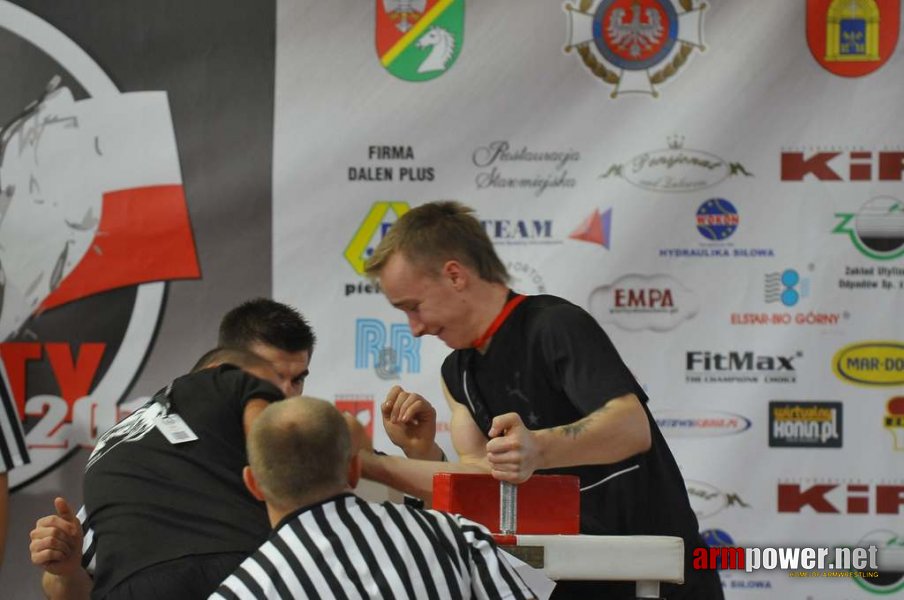 Debiuty 2012 - Stare Miasto # Siłowanie na ręce # Armwrestling # Armpower.net