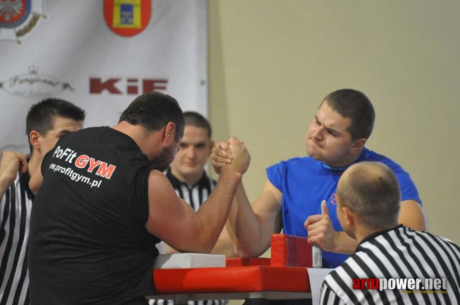 Debiuty 2012 - Stare Miasto # Aрмспорт # Armsport # Armpower.net