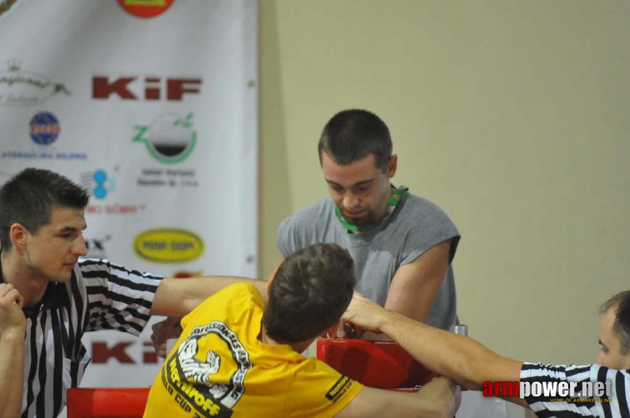 Debiuty 2012 - Stare Miasto # Armwrestling # Armpower.net