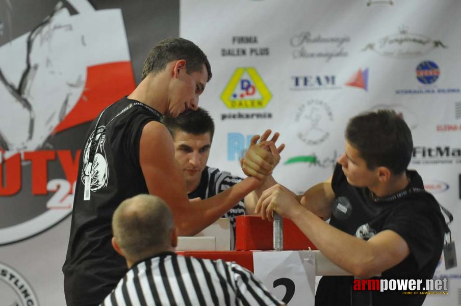 Debiuty 2012 - Stare Miasto # Armwrestling # Armpower.net