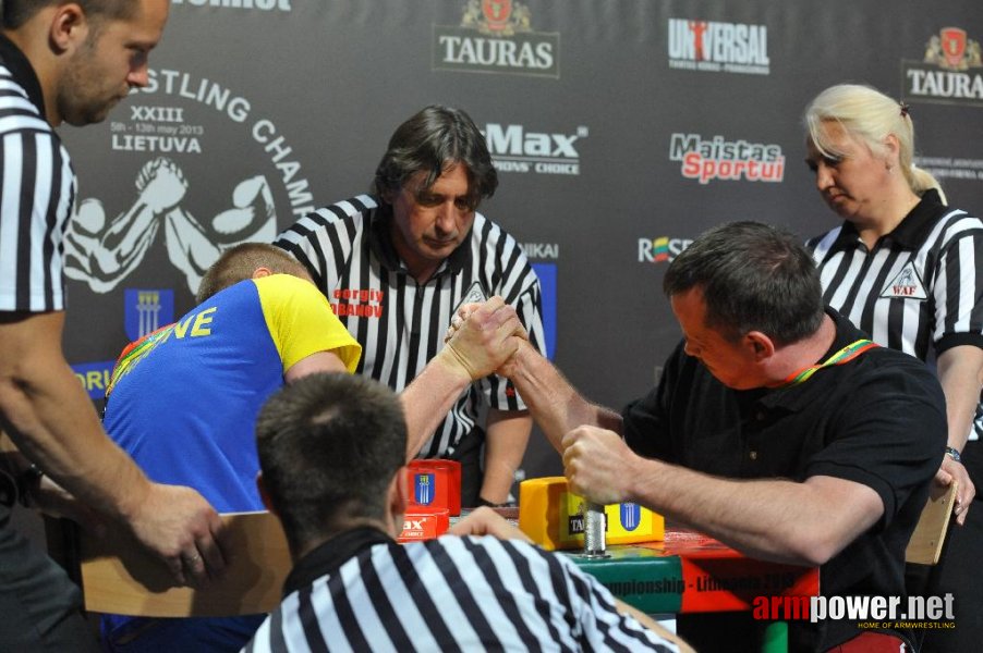 Euroarm 2013 - day 2 - right hand junior, masters, disabled # Armwrestling # Armpower.net