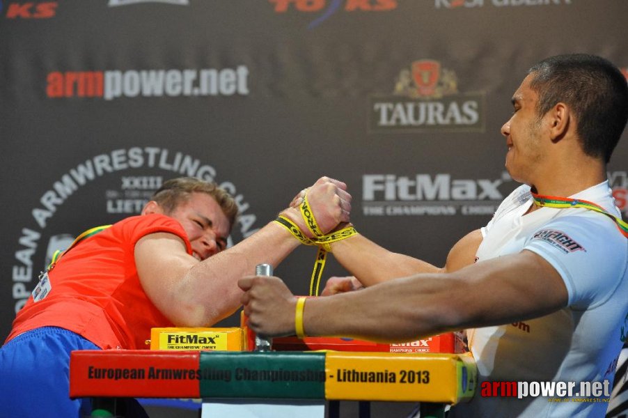 Euroarm 2013 - day 2 - right hand junior, masters, disabled # Armwrestling # Armpower.net