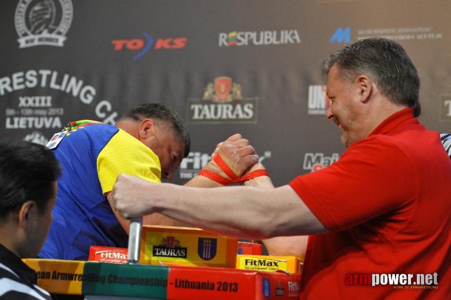 Euroarm 2013 - day 2 - right hand junior, masters, disabled # Armwrestling # Armpower.net