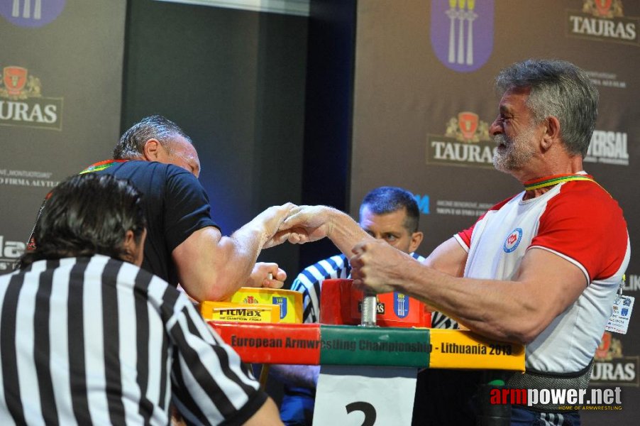 Euroarm 2013 - day 2 - right hand junior, masters, disabled # Armwrestling # Armpower.net