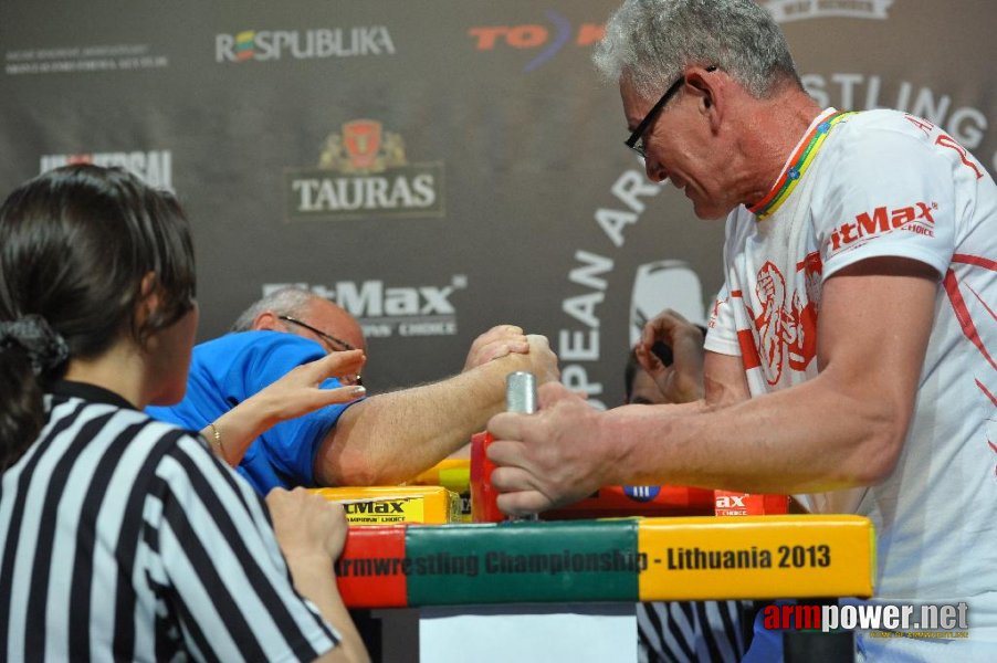 Euroarm 2013 - day 2 - right hand junior, masters, disabled # Armwrestling # Armpower.net