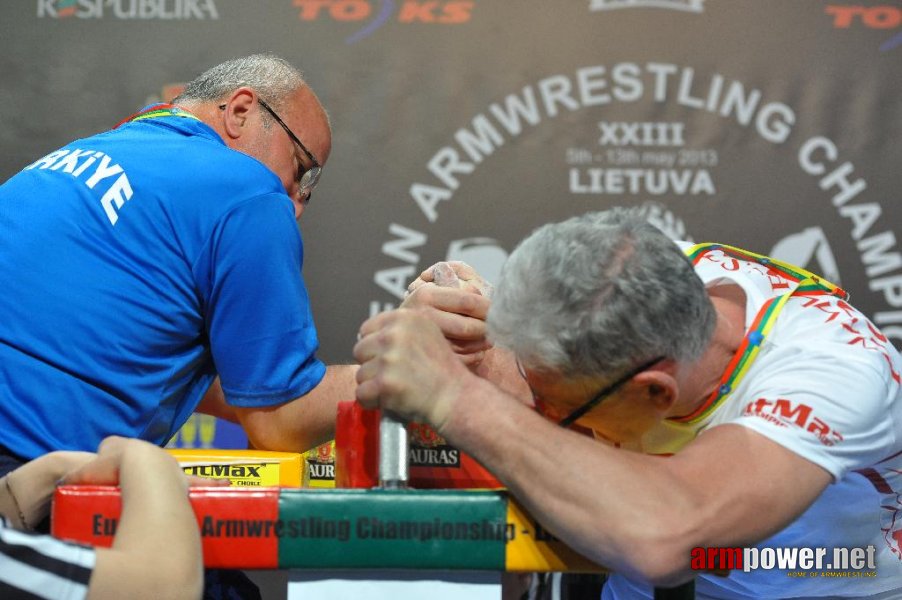 Euroarm 2013 - day 2 - right hand junior, masters, disabled # Armwrestling # Armpower.net