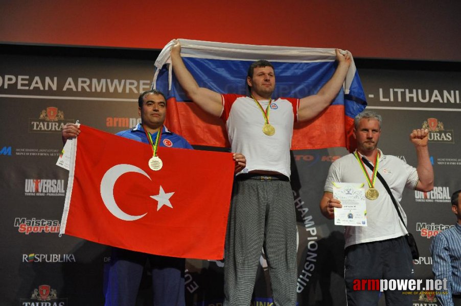 Euroarm 2013 - day 2 - right hand junior, masters, disabled # Armwrestling # Armpower.net