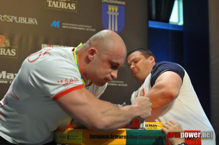 Euroarm 2013 - day 3 - left hand juniors 21, seniors # Armwrestling # Armpower.net