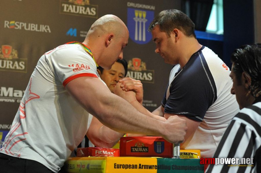 Euroarm 2013 - day 3 - left hand juniors 21, seniors # Armwrestling # Armpower.net