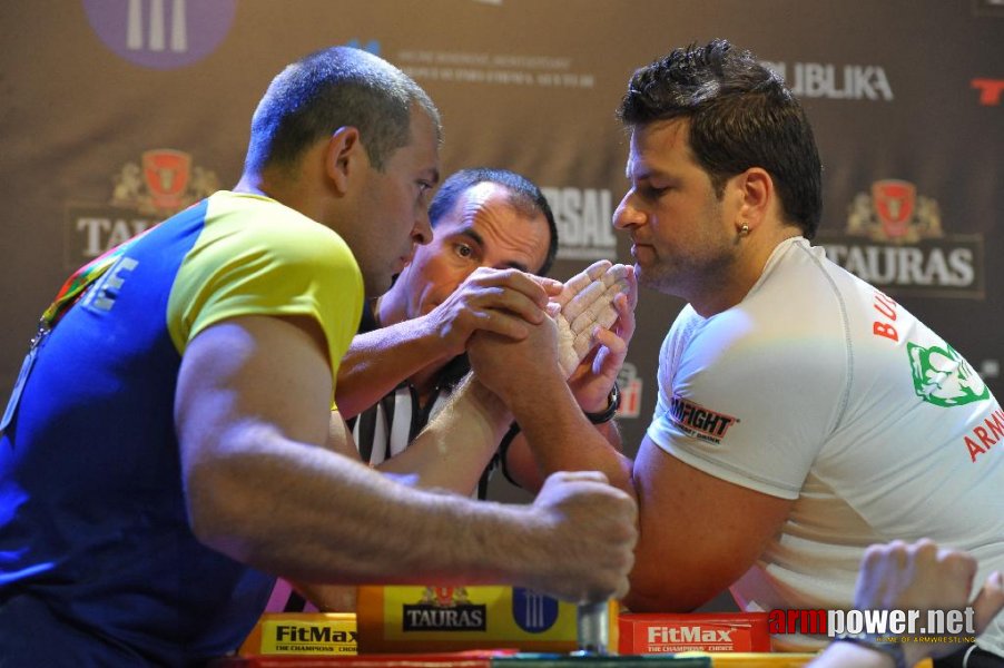 Euroarm 2013 - day 3 - left hand juniors 21, seniors # Armwrestling # Armpower.net