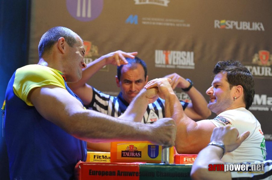 Euroarm 2013 - day 3 - left hand juniors 21, seniors # Armwrestling # Armpower.net