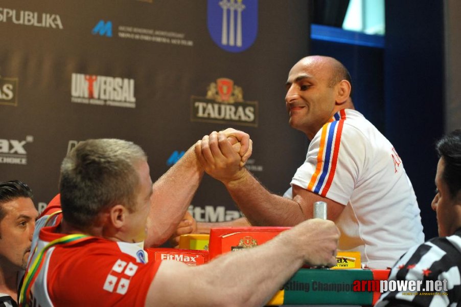 Euroarm 2013 - day 3 - left hand juniors 21, seniors # Armwrestling # Armpower.net