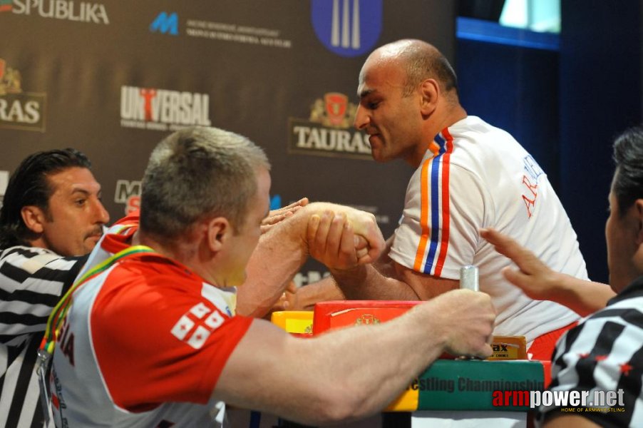 Euroarm 2013 - day 3 - left hand juniors 21, seniors # Siłowanie na ręce # Armwrestling # Armpower.net