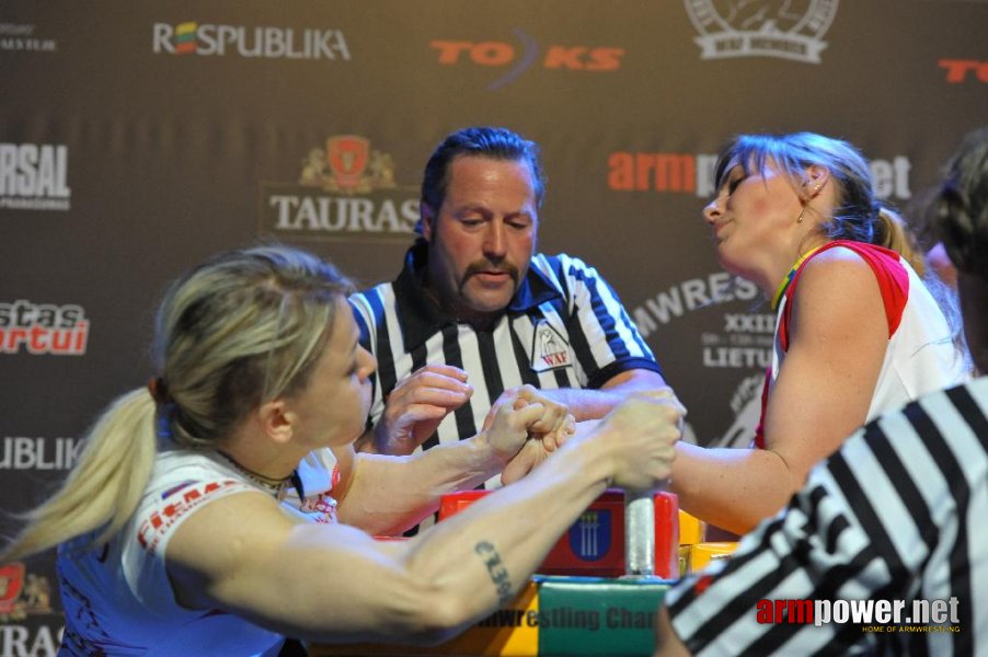 Euroarm 2013 - day 3 - left hand juniors 21, seniors # Armwrestling # Armpower.net